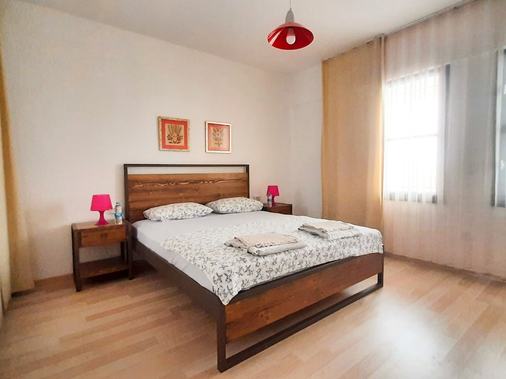 Condo, 2 Bedrooms, Sea View, Garden Area (5 No) photo 2