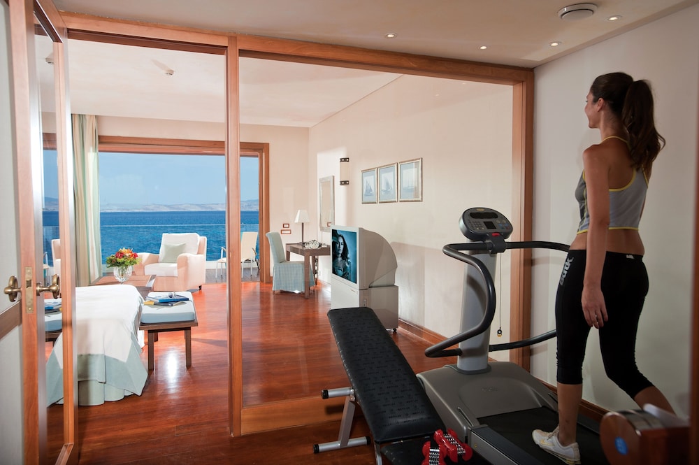 Deluxe Suite, Sea View photo 2
