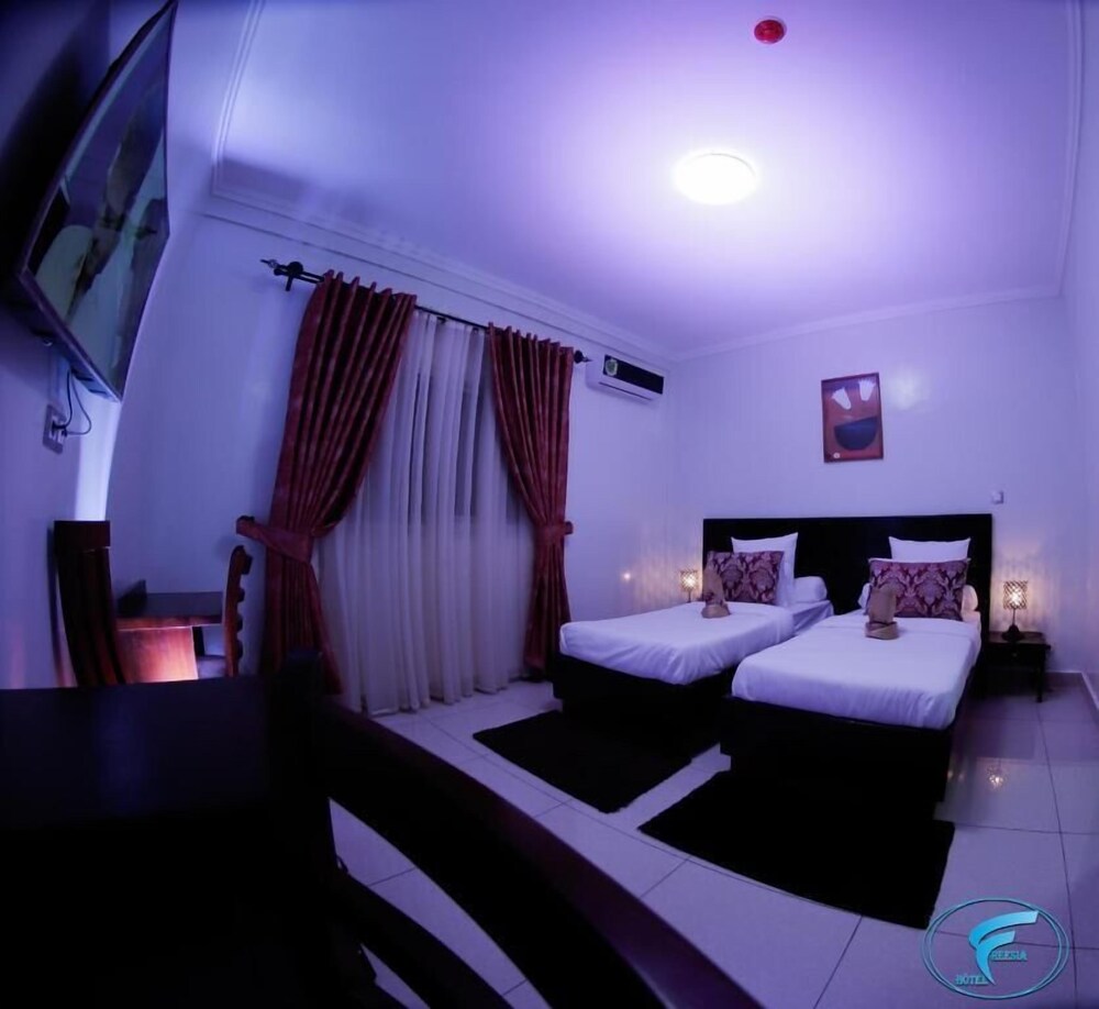 Twin Room, City View