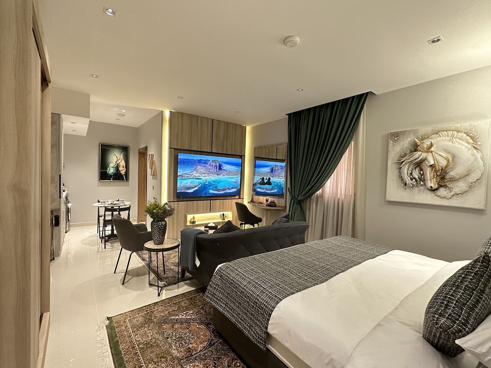 Business Room - Photo 1