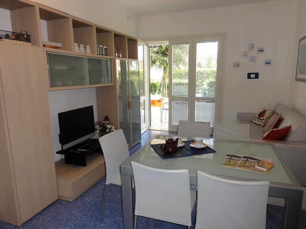Apartment, 2 Bedrooms (C30503)