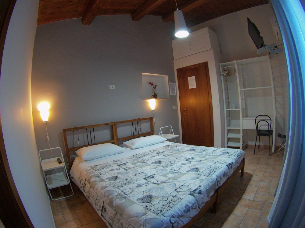 Deluxe Double Or Twin Room, Garden View photo 1