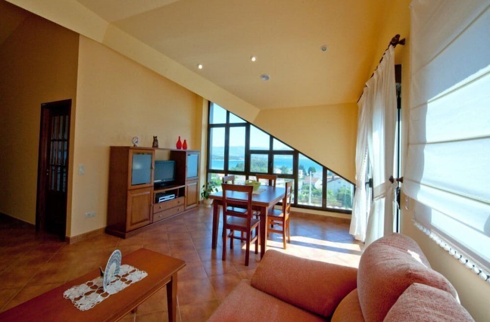 Apartment, 3 Bedrooms (Mar) photo 2