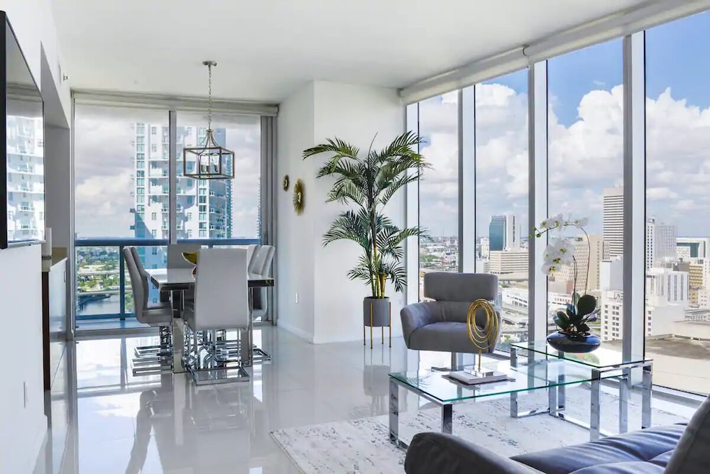 Luxury Apartment photo 1