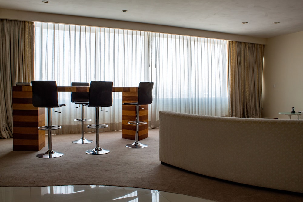 Presidential Suite, 1 King Bed photo 3