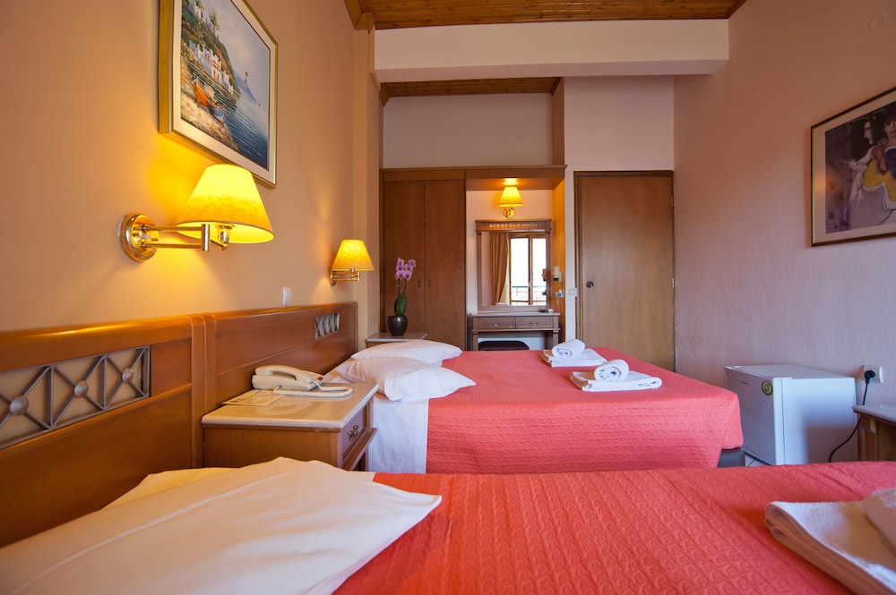 Standard Triple Room - Photo 12