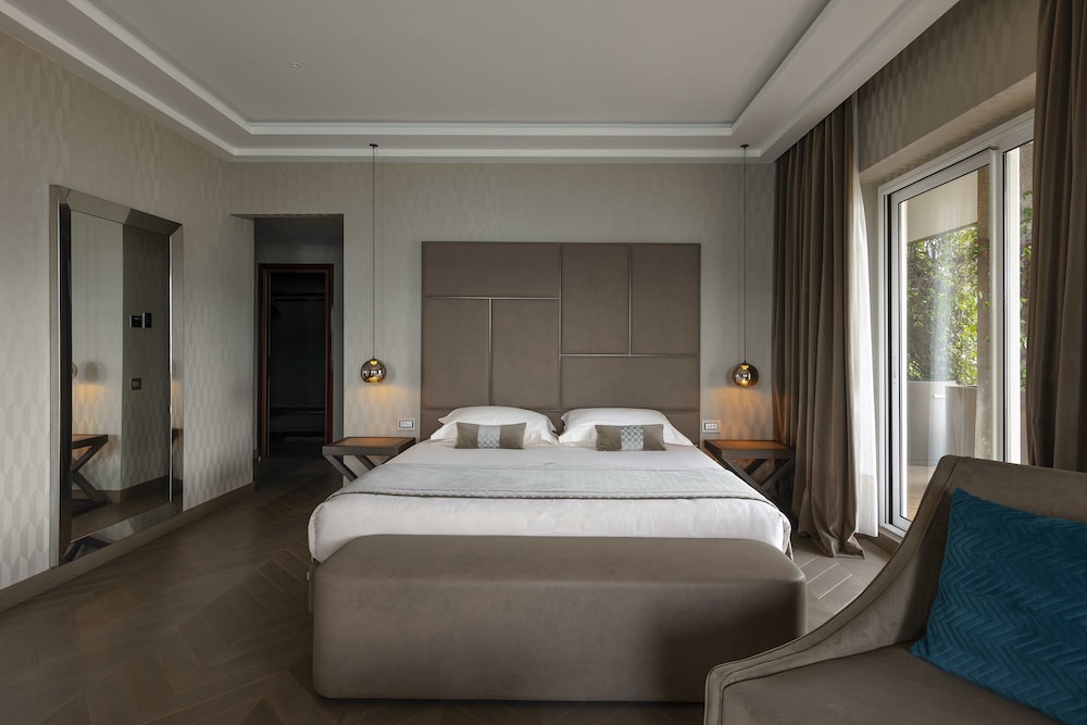 Junior Suite, Lake View, Corner photo 2