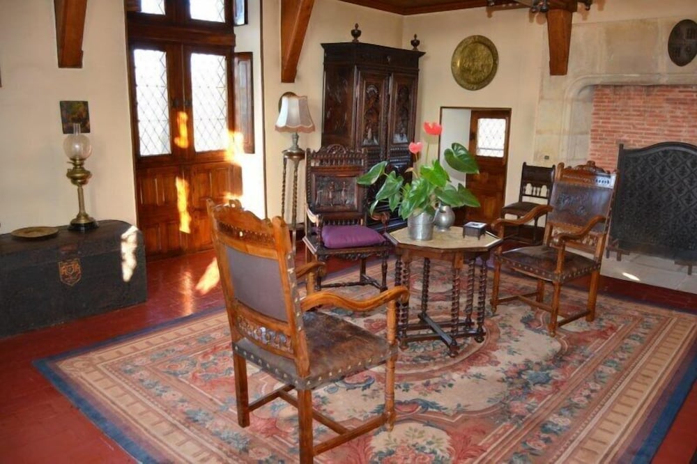Family Room (Anne de Bretagne) photo 3