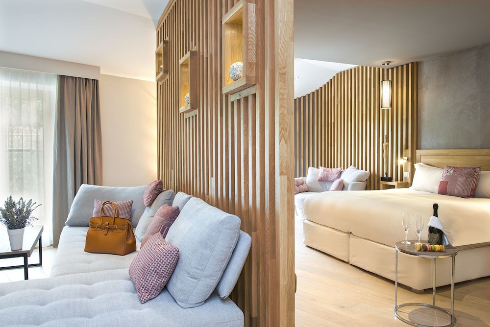 Executive Suite photo 2