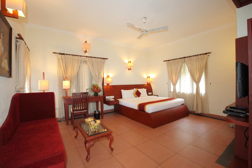 Lake View Room - Photo 9