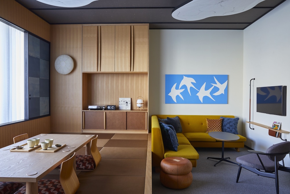 Tatami Suite, Non Smoking (Sleeps: 4 adults and 2 children under 12 yrs)