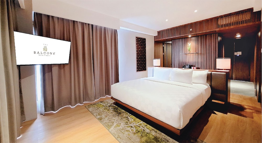 Luxury Single Room, 1 King Bed, Balcony