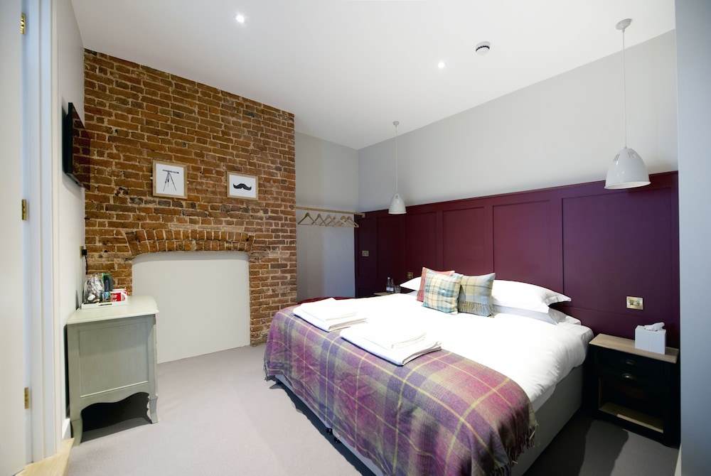 Double Room, 1 King Bed (1) photo 1