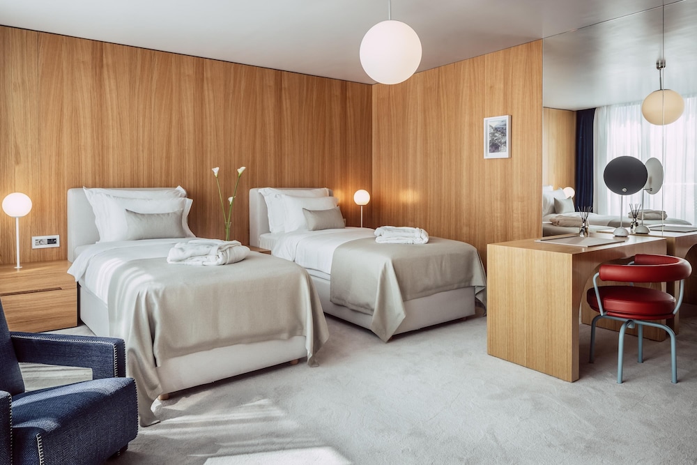 Premium Twin Room photo 1