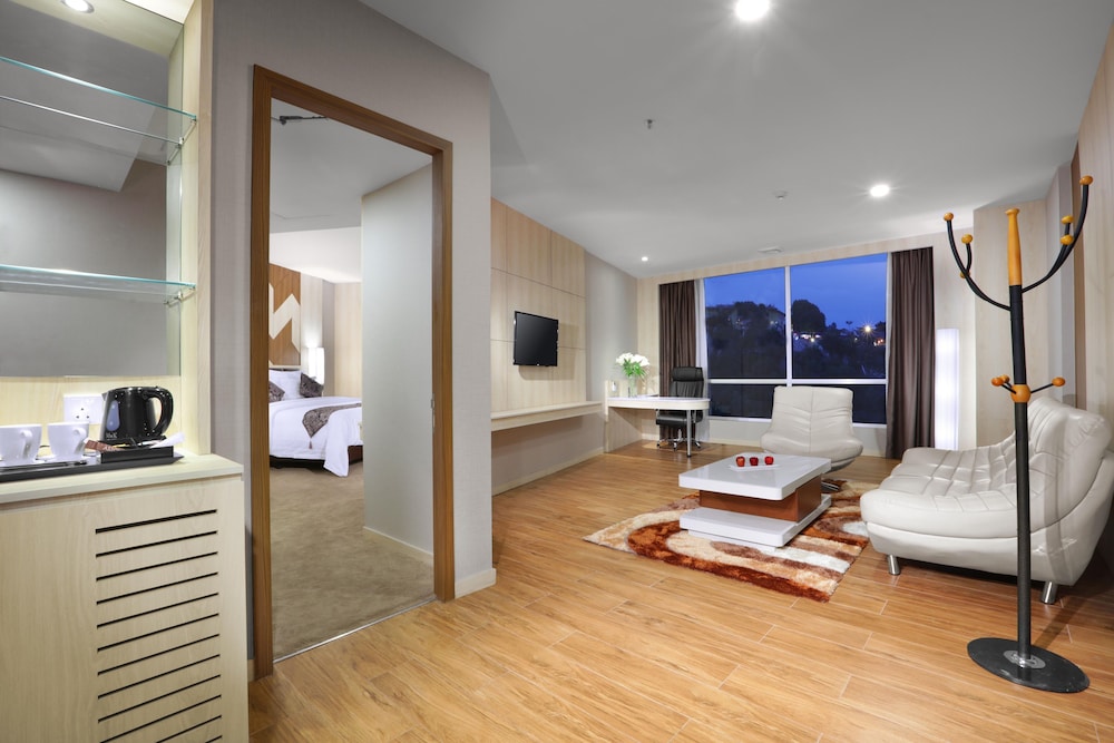 Junior Suite Apartment (Apartment Building) photo 3