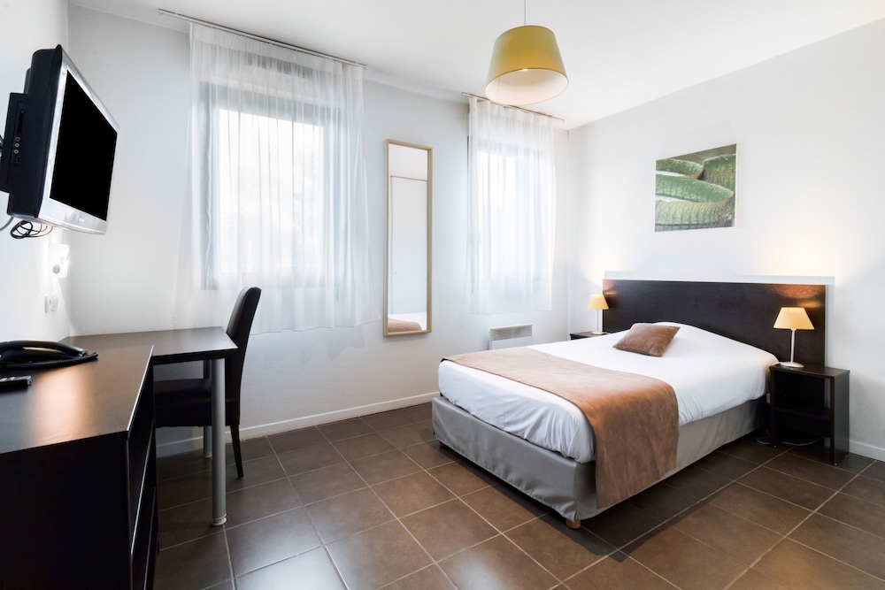Standard Studio, 1 Large Twin Bed photo 3