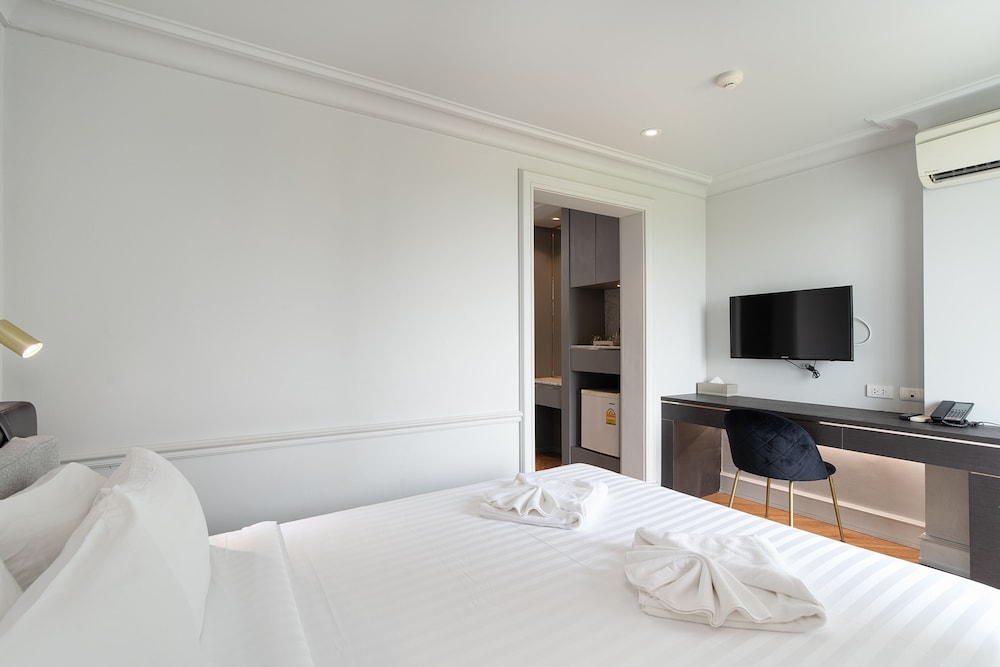 Executive Room photo 2