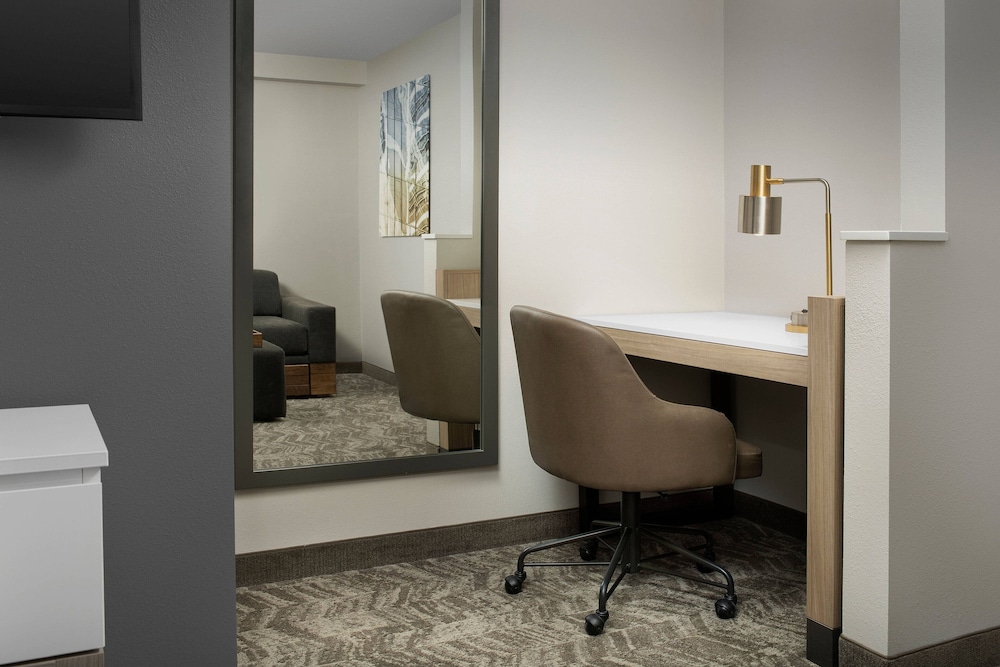 Suite, Multiple Beds - Photo 5