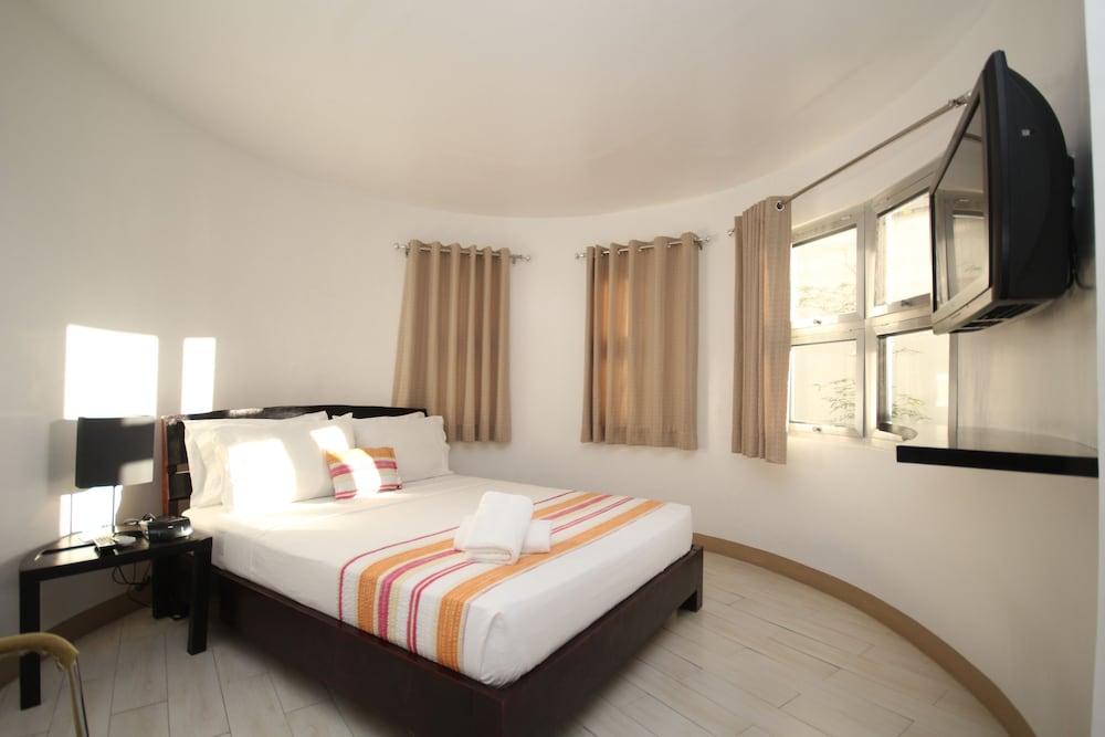 Deluxe Double Or Twin Room photo 3