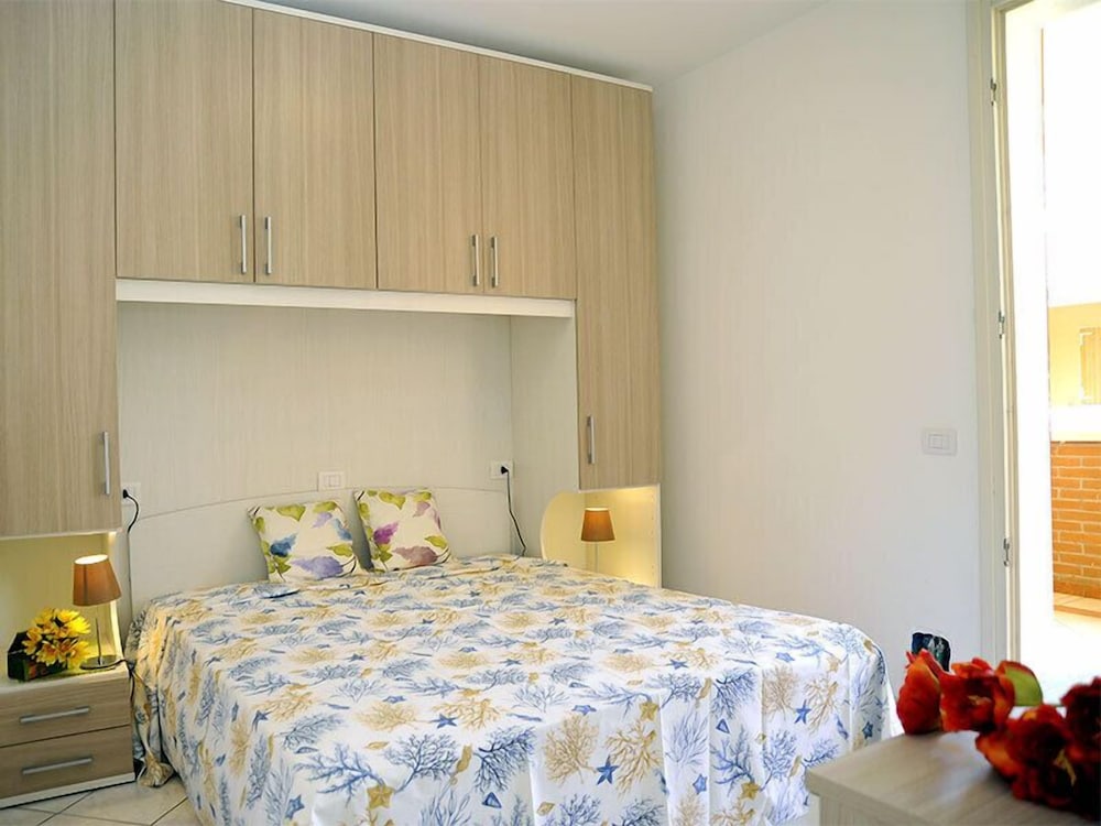 Duplex, 2 Bedrooms photo 1