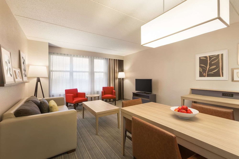 Suite, Multiple Beds, Non Smoking photo 1