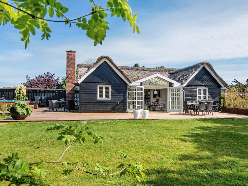 House photo 1