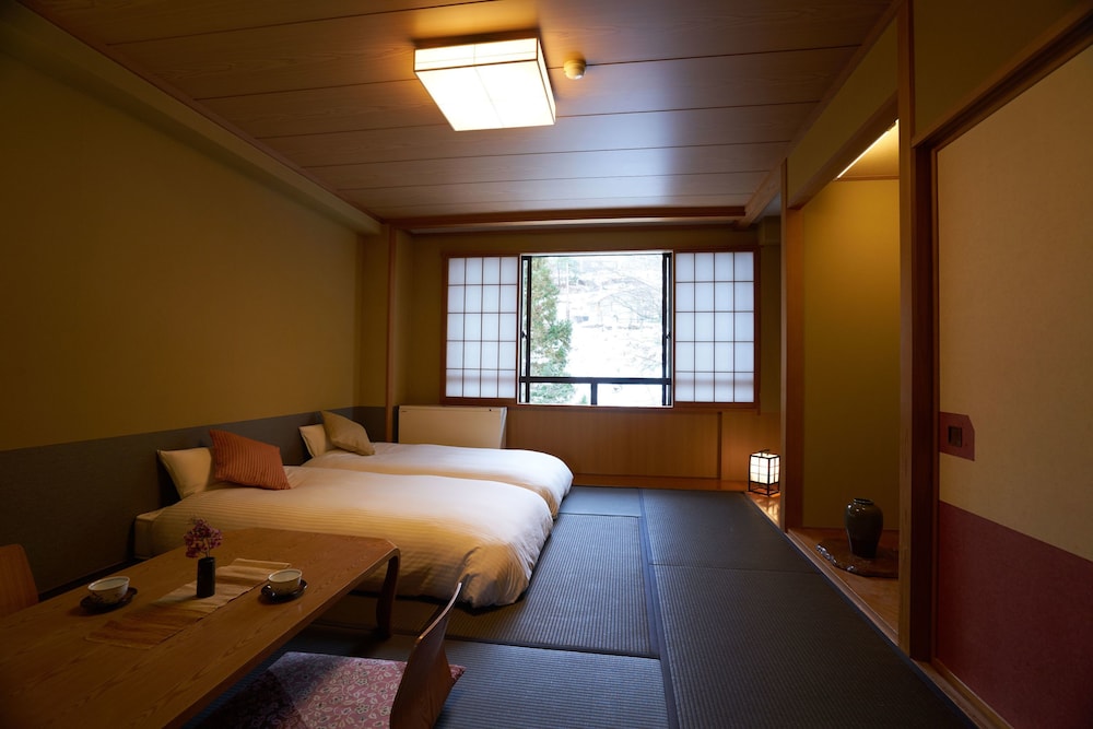 Club Room, with Shared Bathroom
