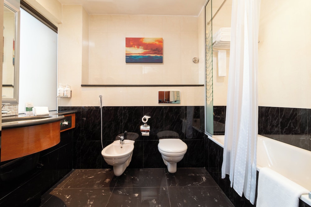 Suite, 1 Bedroom, Club Lounge Access, Sea View - Photo 5