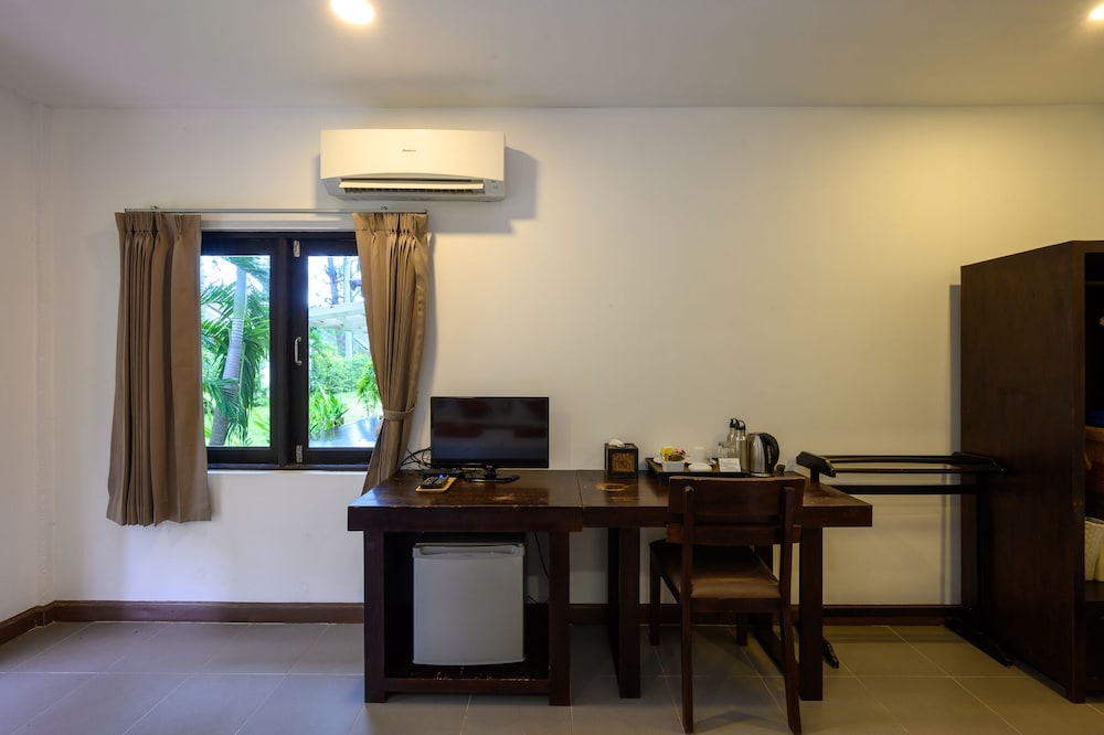 Deluxe Bungalow photo 3