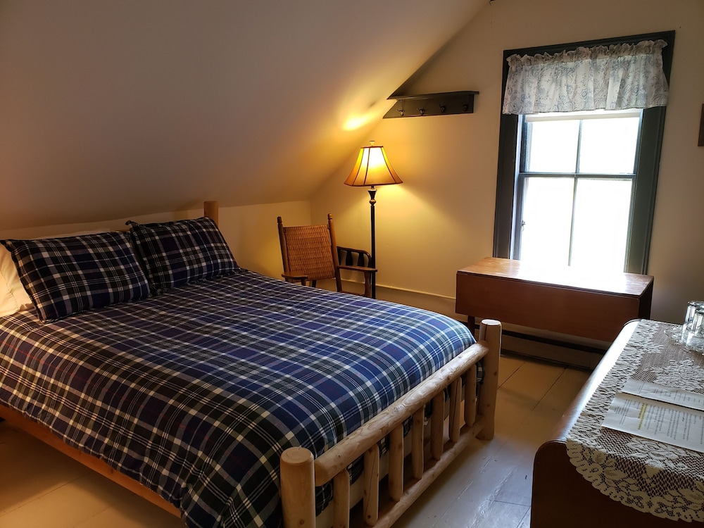 The Cabin Room