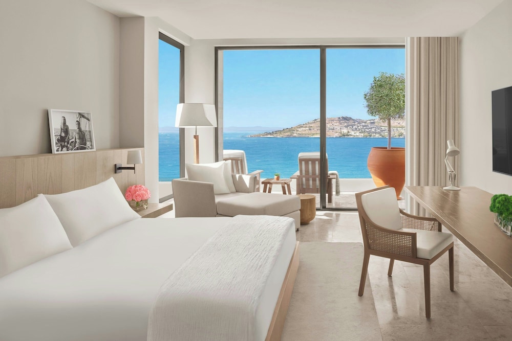 Loft, 1 King Bed with Sofa bed, Partial Sea View