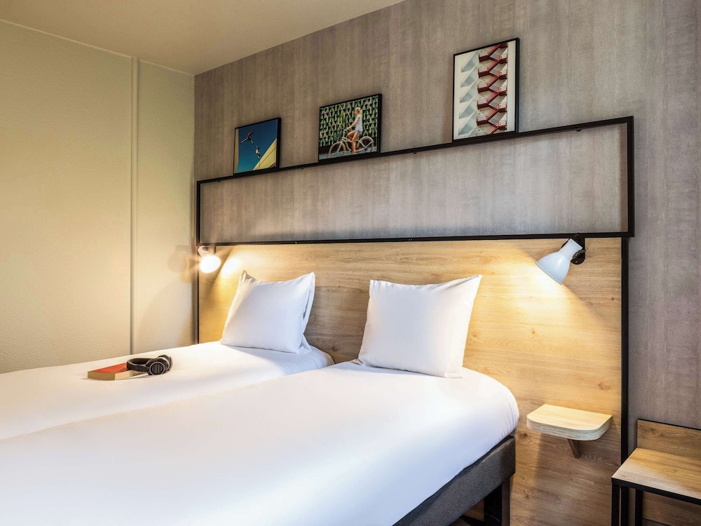Standard Room, 2 Twin Beds photo 1