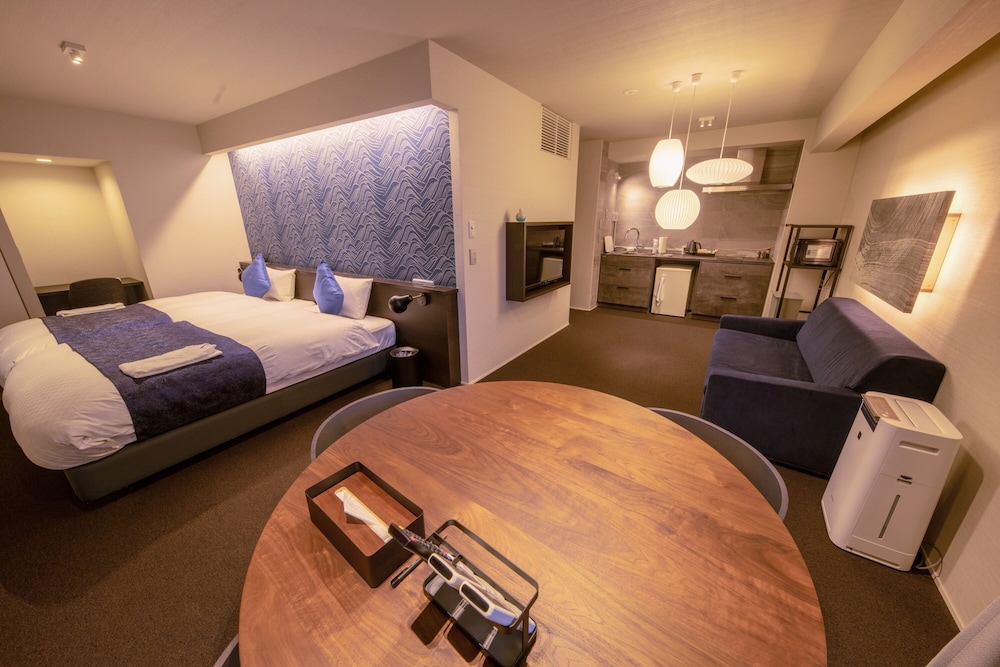 Luxury Twin Room - Photo 21