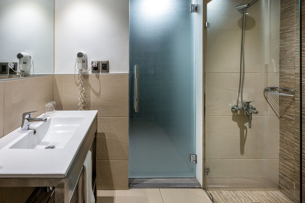 Available room