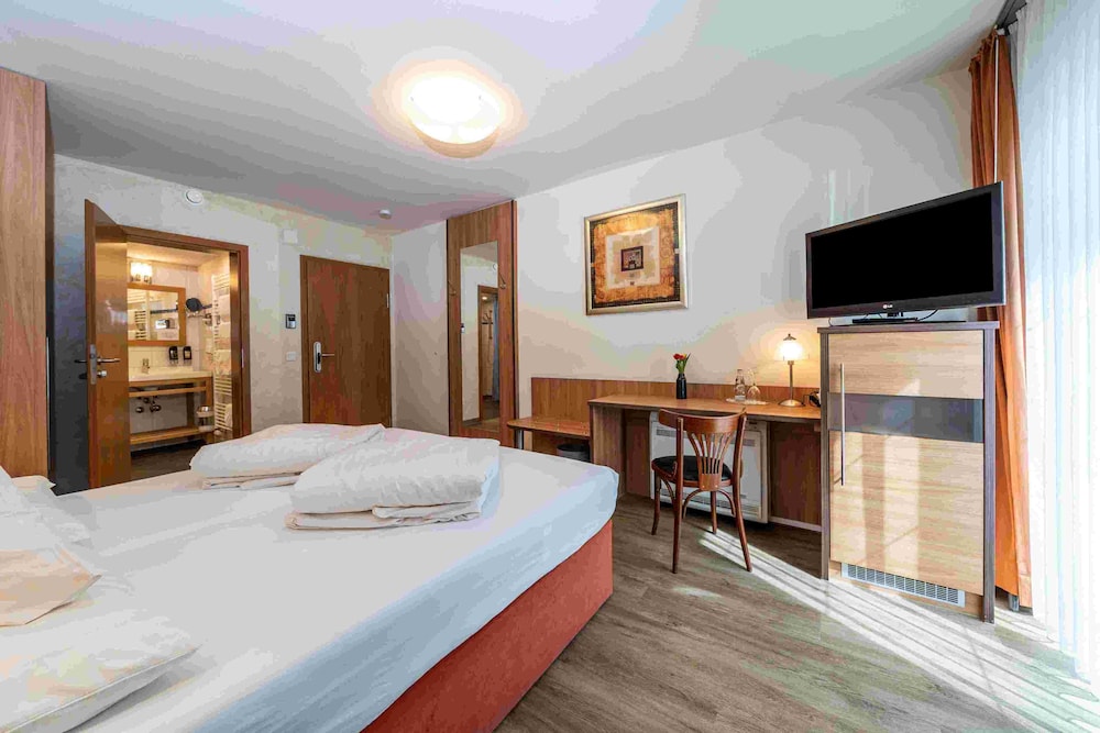 Standard Double Room photo 1