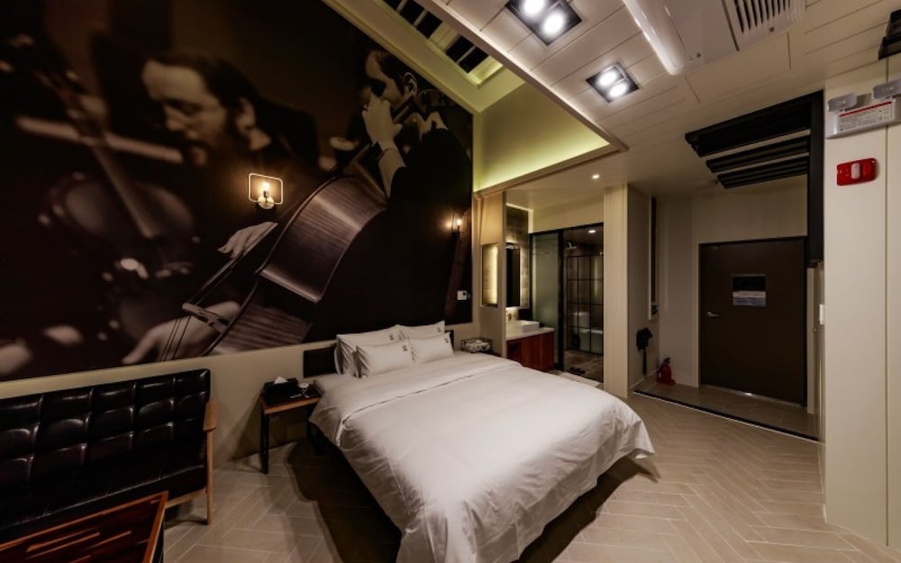 Room (BLIND CURTAIN 209) photo 1
