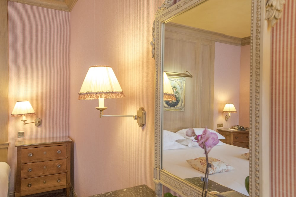 1 Bedroom Suite photo 2