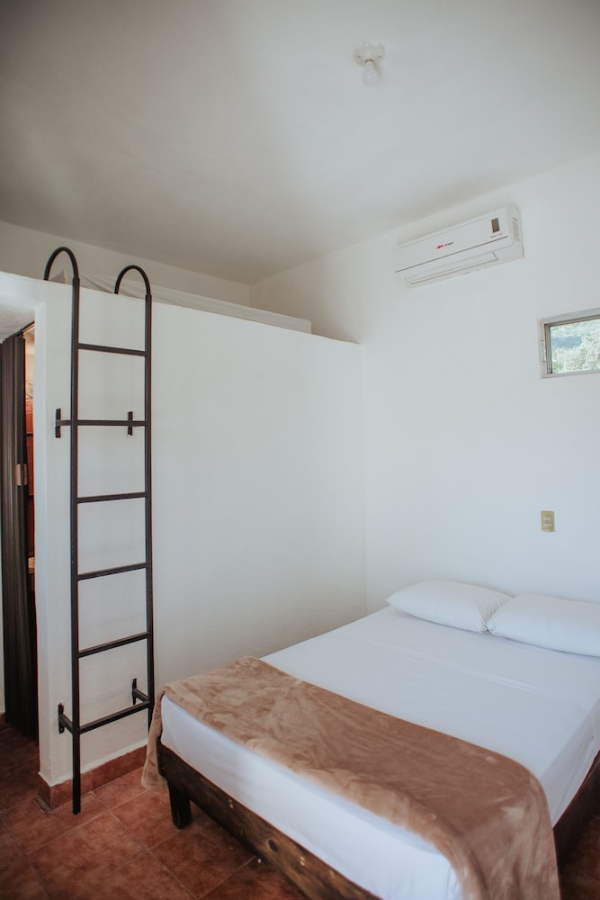 Basic Room photo 3