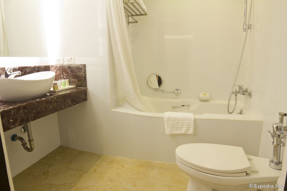Deluxe Room - Photo 15