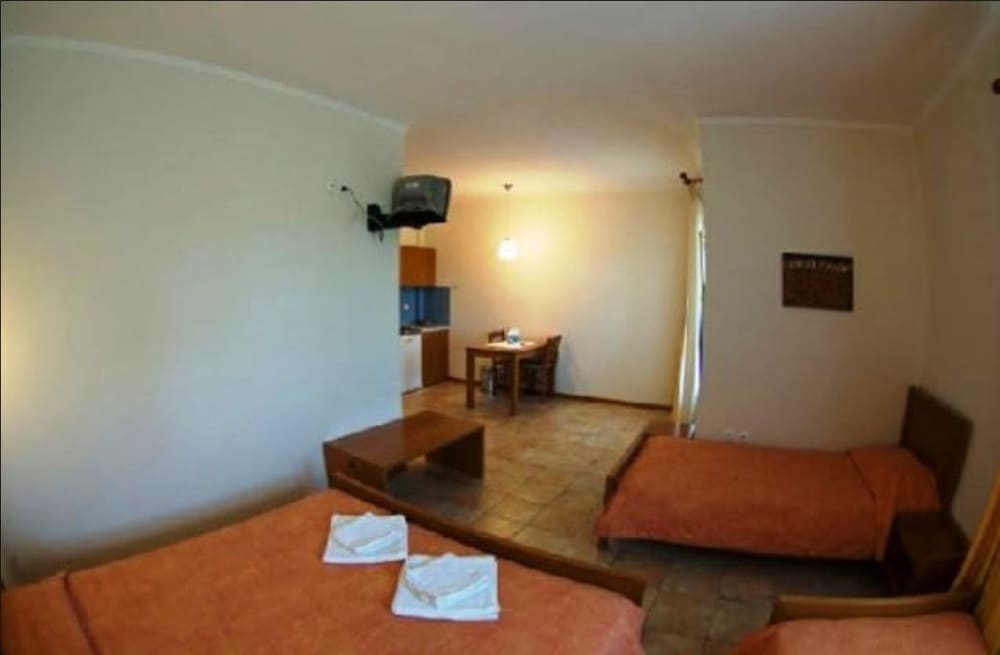 Quadruple Room photo 2