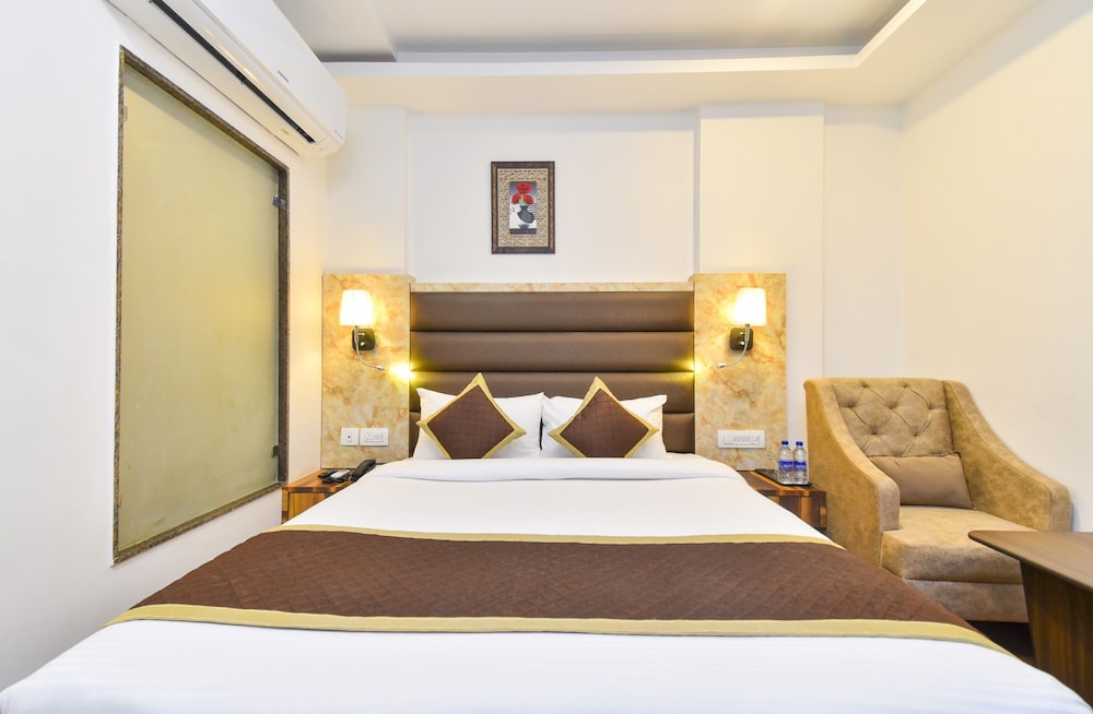 Deluxe Room - Photo 8
