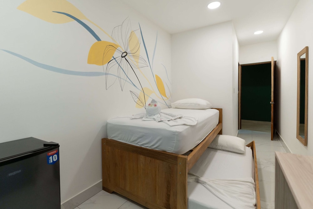 Single Room photo 2