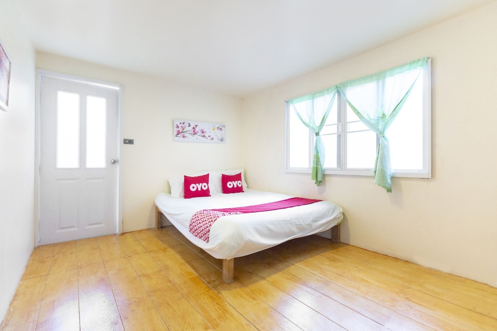Deluxe Double Room - Photo 5