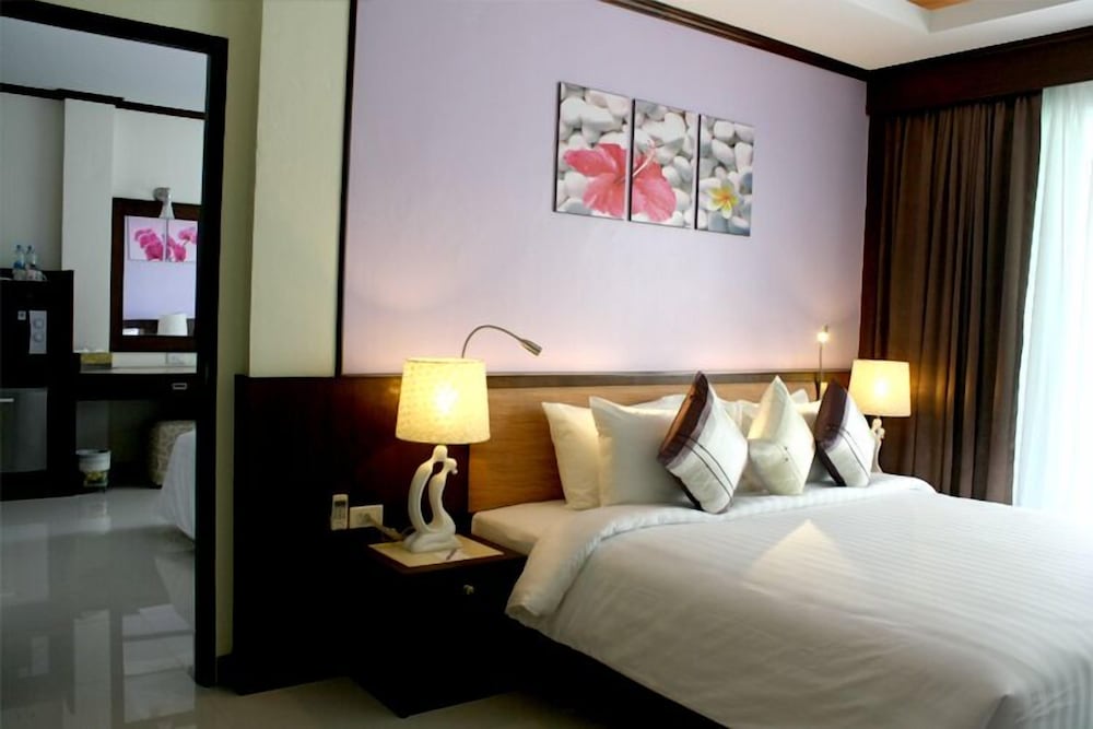 Deluxe Room, 1 Double Bed photo 2
