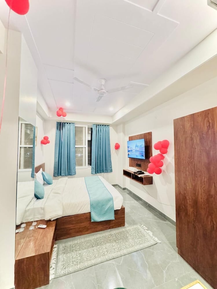 Classic Double Room, Garden View