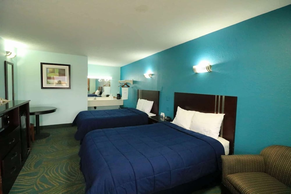 Room, 2 Double Beds, Non Smoking photo 1