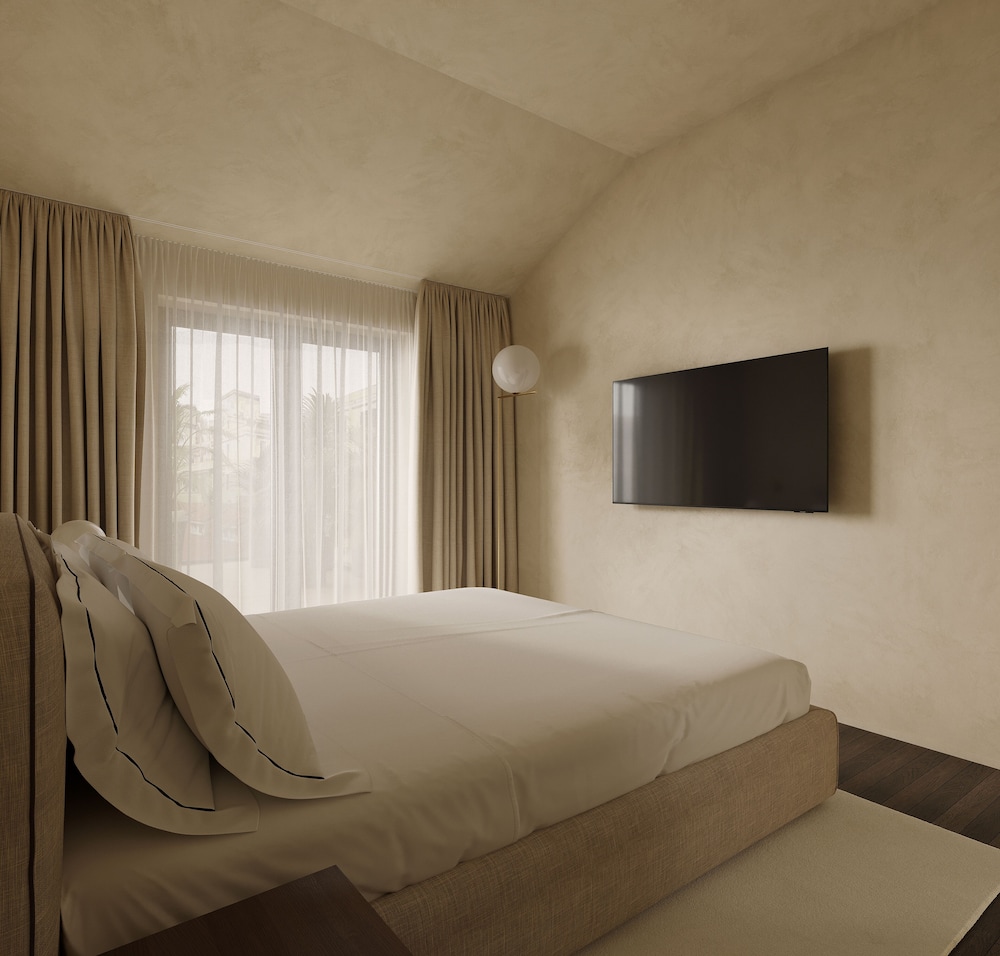 Two-Bedroom Penthouse with Big Terrace photo 2