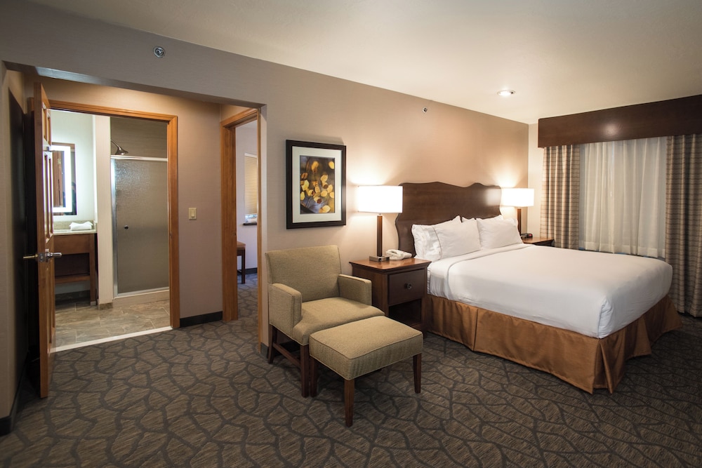 Suite, Multiple Beds