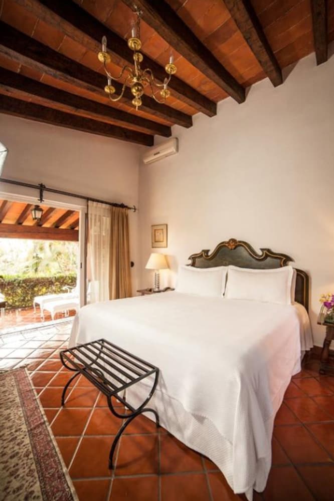 Suite, Terrace