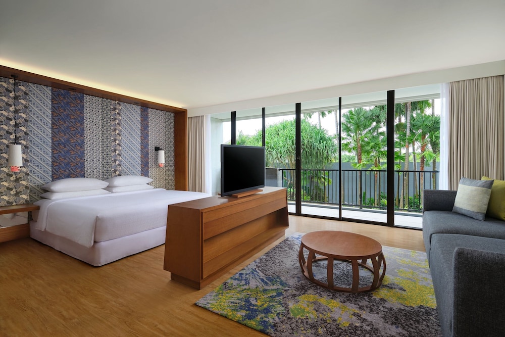 Junior Suite, 1 Bedroom, Garden View (Balcony)